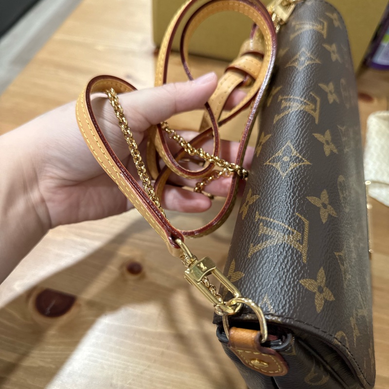 Lv Favorite MM M40718-16