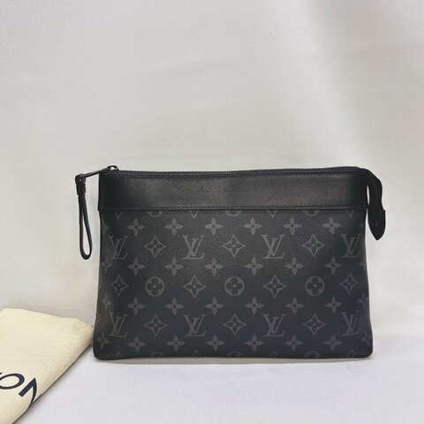【LV PochetteVoyage黑花手拿包】
