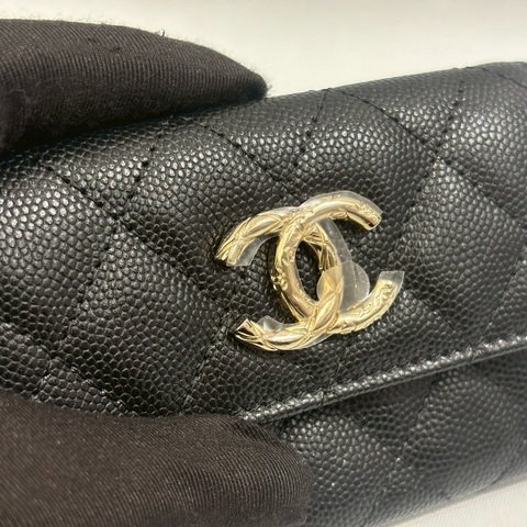 CHANEL 黑荔枝皮淡金雙C LOGO下蓋零錢卡包-7