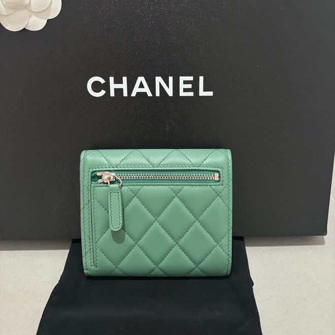 Chanel三折短夾 23開-1