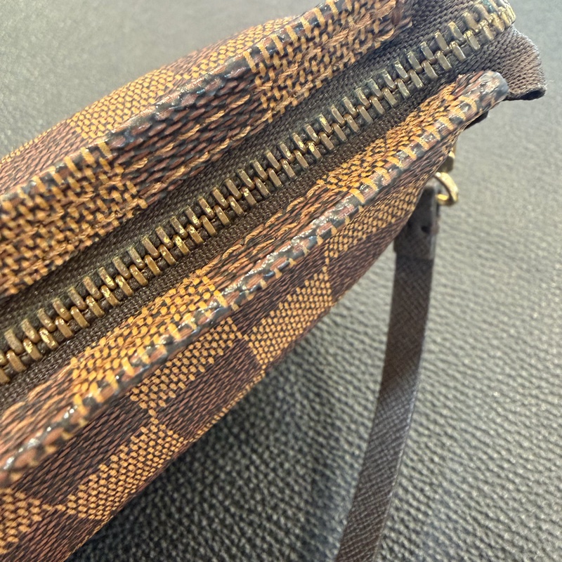 LV N51982 咖格棋盤格紋 拉鍊包晚宴包隨身包化妝包手提包夜店包-17