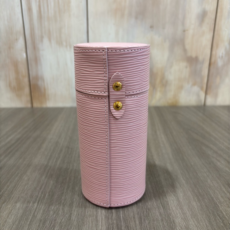 LV LS0157 粉 EPI 金釦 200ML 香水 化妝 筆 刷 保護 盒 罐 套 殼 CASE-2