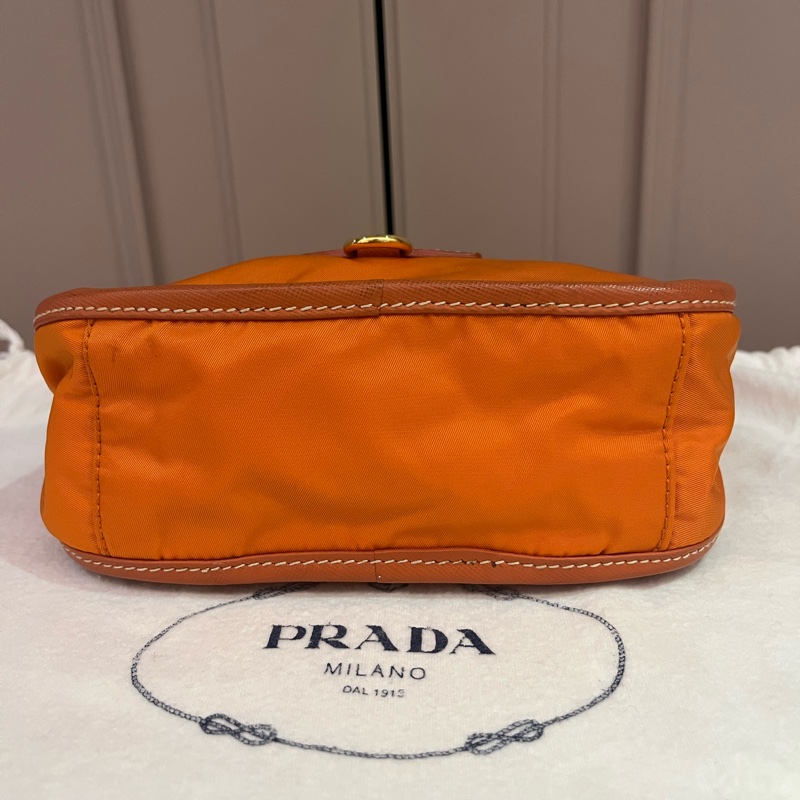 Prada尼龍手提斜背小包-12