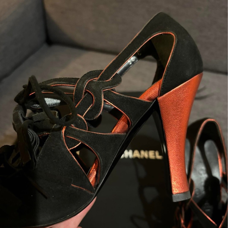 Chanel簍空高跟鞋 未使用-8