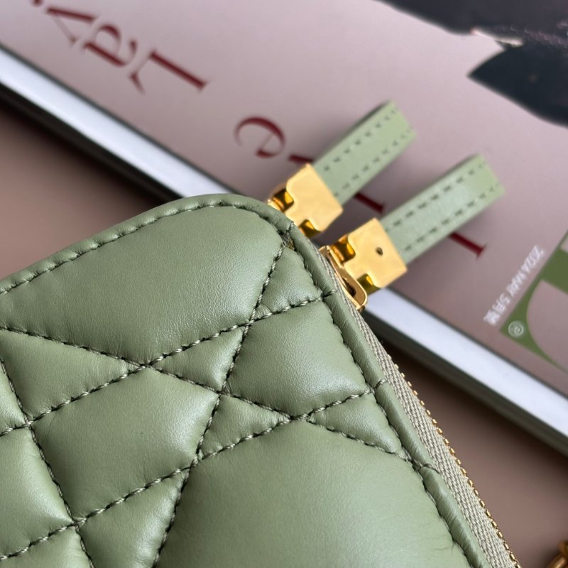 ::Christian Dior:: Dior Caro 牛油果綠大藤格紋方形手袋 斜背包 手提包-21
