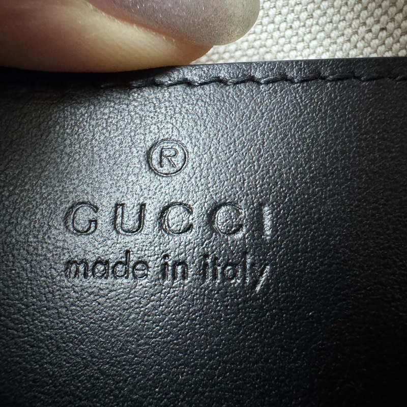 GUCCI metelassé 系列 小號夾子包-17