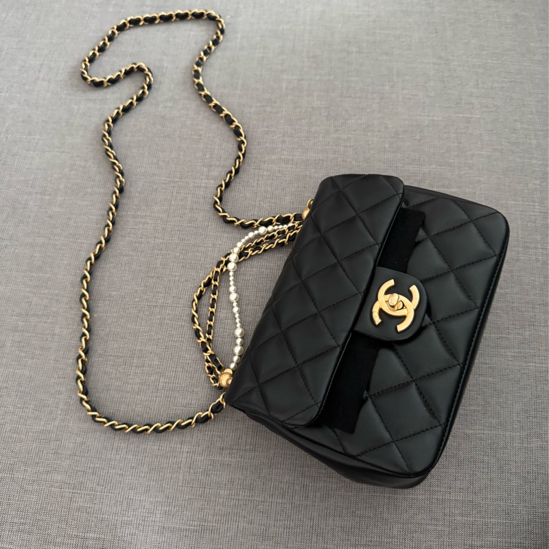 Chanel 24P 黑色珍珠方胖-0