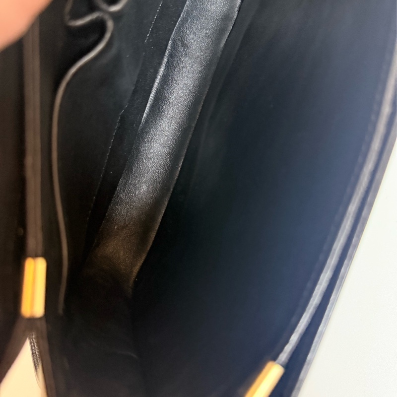 【CELINE|vintage 黑金水滴釦 box 郵差包】-20