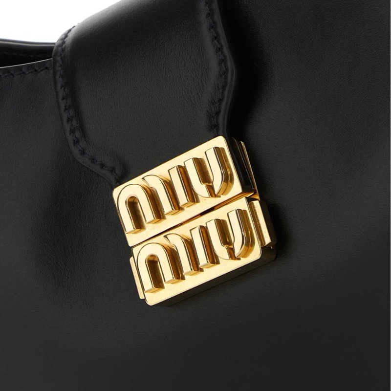 全新‼️Miu Miu Hobo Bag 5BC1512 黑色 黑金 斜背 手提-9