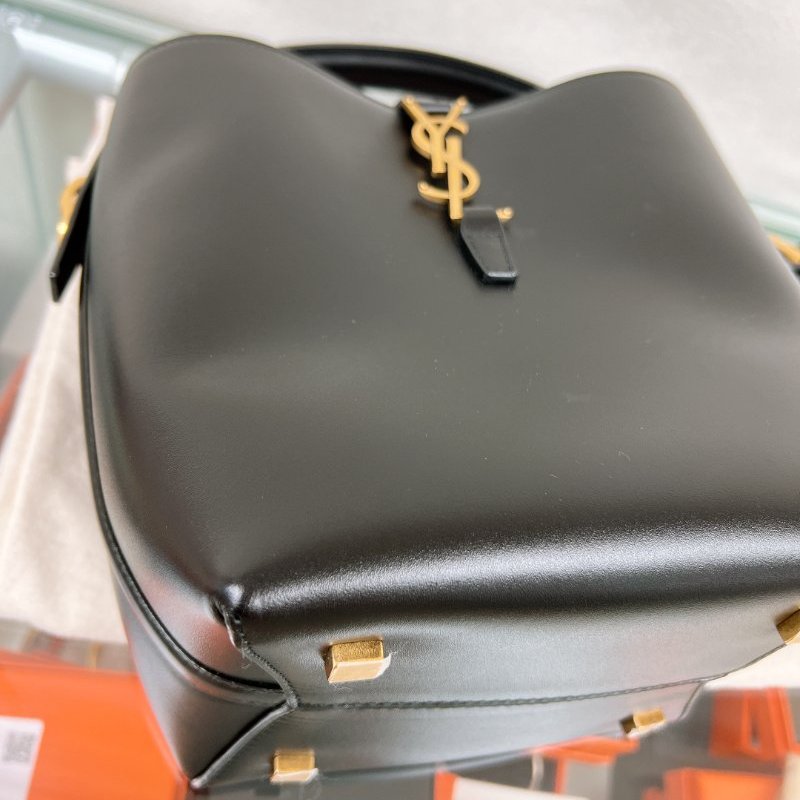 全新✨YSL le 37 黑金小號水桶 斜挎包-2