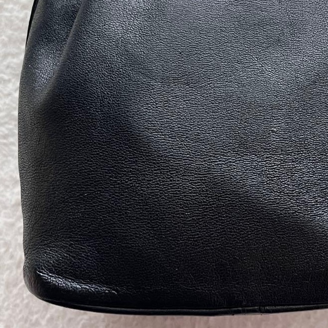 Chanel 老香真皮小水桶｜經典不敗款✦fufu style精品✦ 二手香香包｜Vintage入門首選 斜背包｜單肩包-21