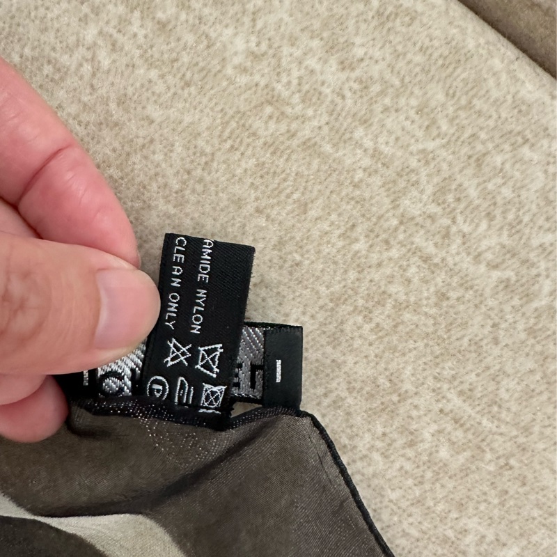 全新閒置 黑白經典Chanel 香奈兒 大絲巾-8