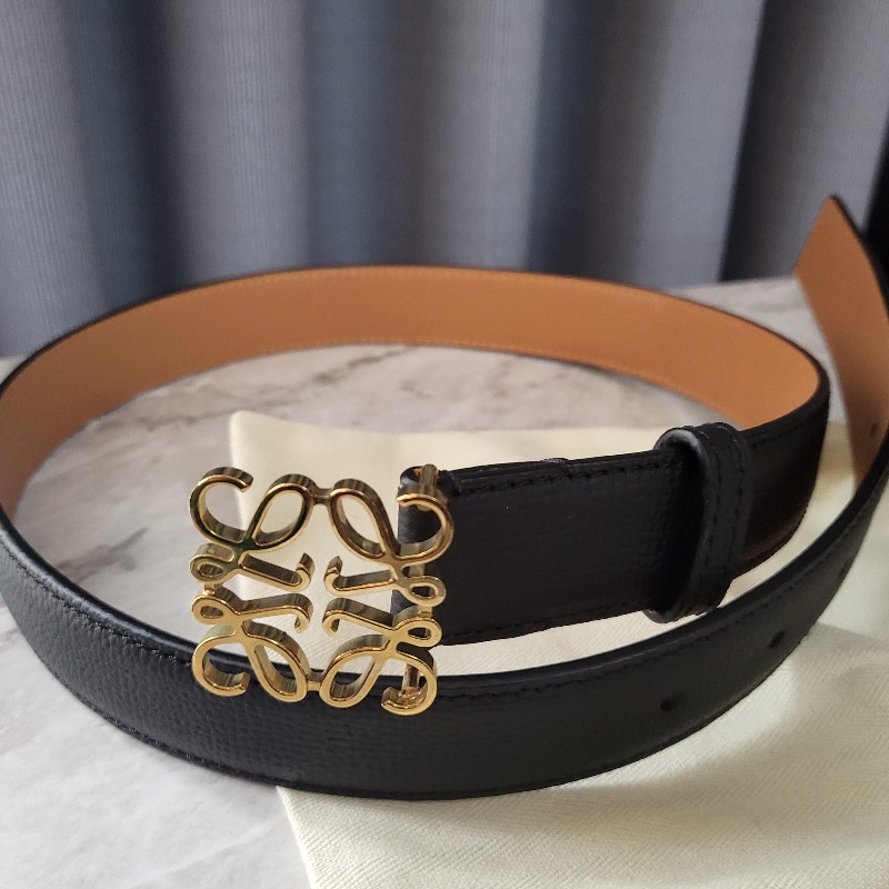 【LOEWE 】黑金皮帶😍😍 3＊75-1