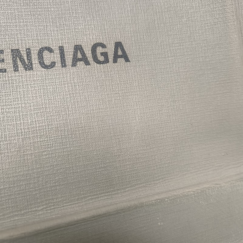 ‼️老娘最大🫅‼️通通降價再送好禮至5/11🎁㊣✨BALENCIAGA✨巴黎世家 灰色 印字 大款 紙袋包 肩背包 側背包 手機包/二手包/二手精品/保證正品-21