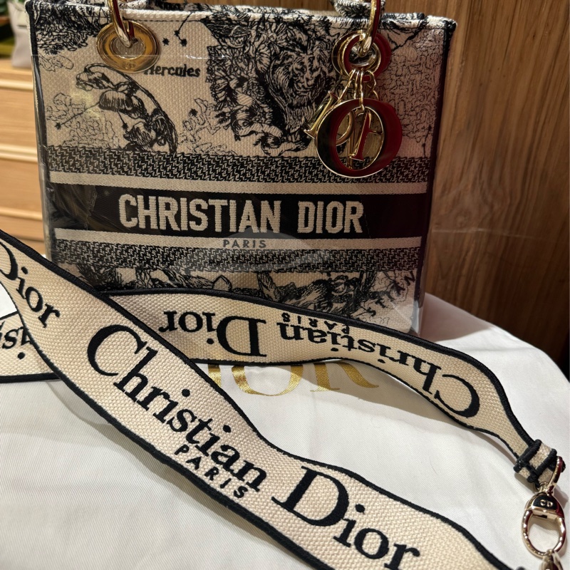 Dior 刺繡圖案 LADY DIOR 五格-9