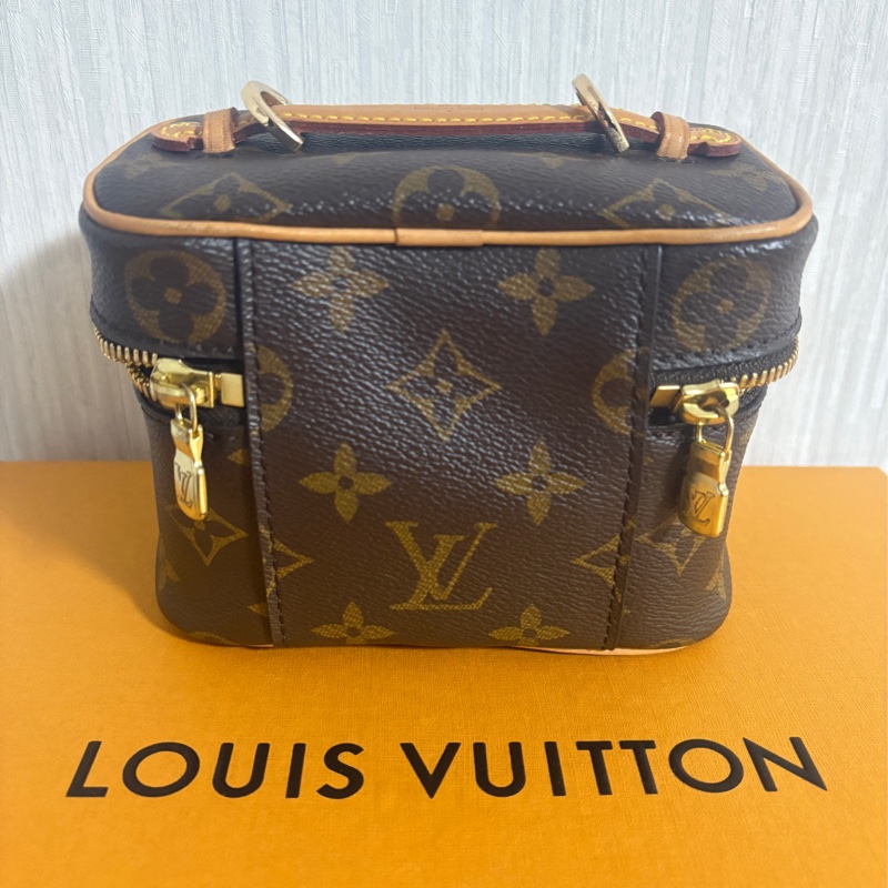 LV NICE NANO 手提包/斜背包/側背包/化妝包-1