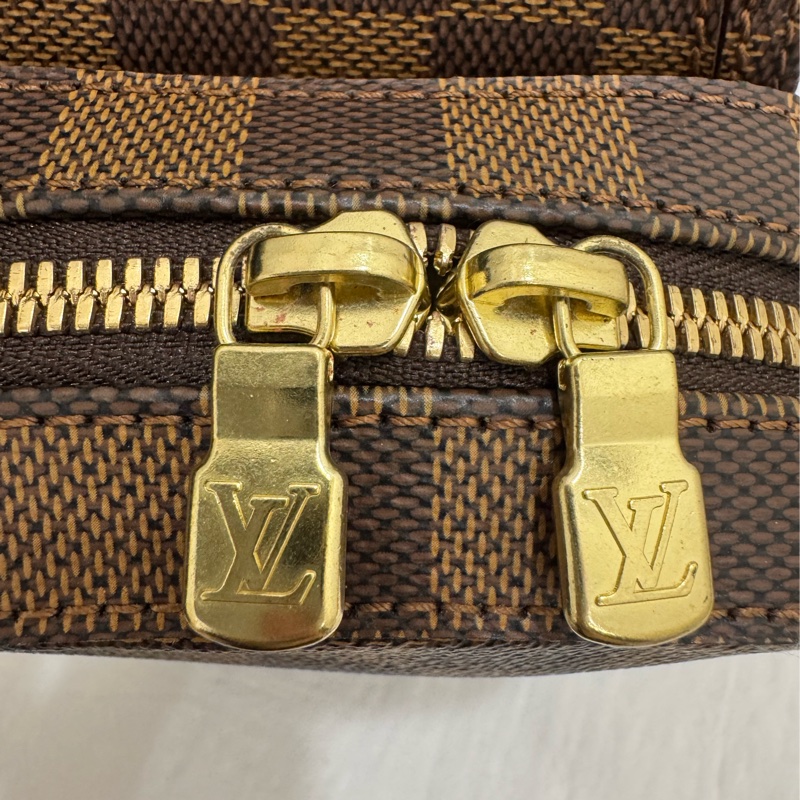 Louis Vuitton 棋盤胸包-10