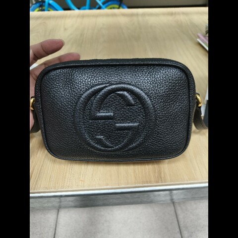 Gucci小號相機（全新未使用）不議價