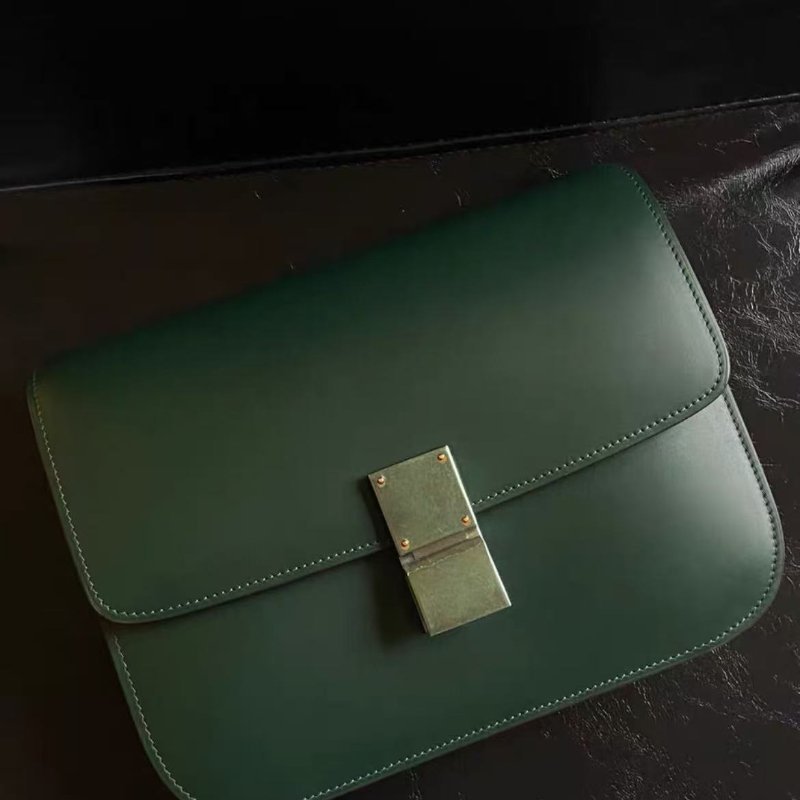 celine box 中號 亞馬遜墨綠豆腐包 24*19 全新有膜 配件塵袋 原價近20萬-3
