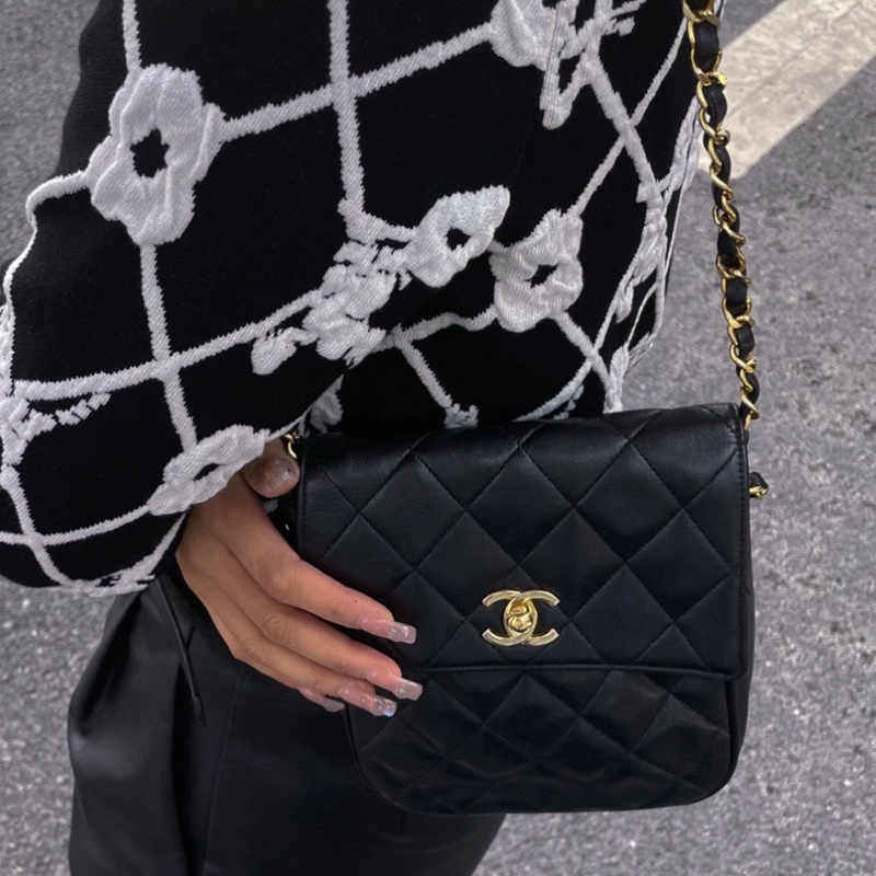 🍹稀有✨ Chanel 小羊皮金鏈條小斜背包|黑金小包控必收 ✦fufu style精品✦ 二手香香包|Vintage入門首選 斜背包|單肩包-6