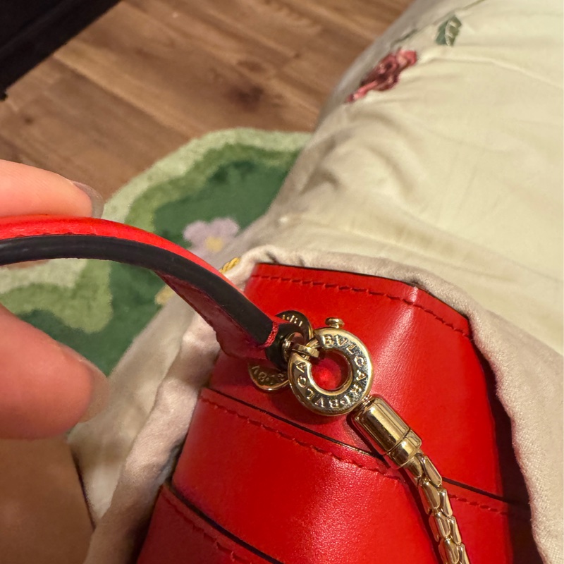 BVLGARI 寶格麗經典小牛皮風琴包蛇頭包(Serpenti Forever 紅色小牛皮)-21