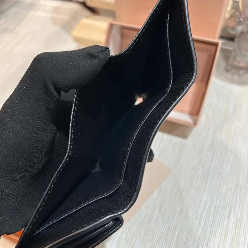 Miu Miu wallet 黑色牛皮-3