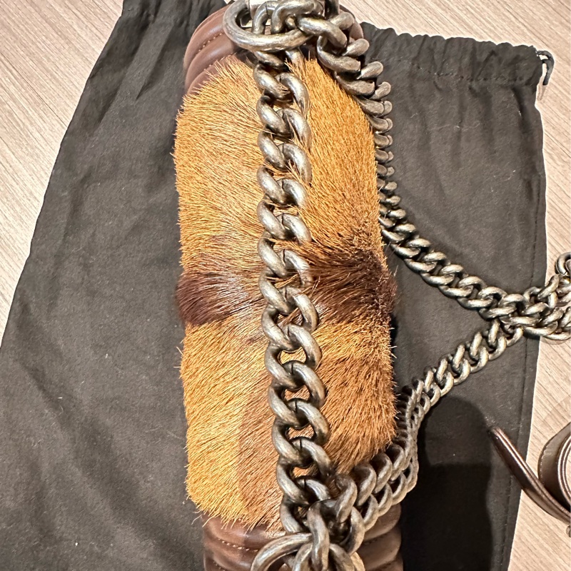Chanel boy mini 復古銀鏈馬毛包-4