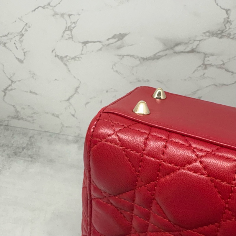 Dior 迪奧|Lady DIOR 四格黛妃包 勳章背帶 紅金-12