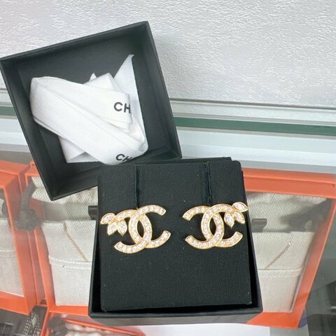 全新✨Chanel 22a 經典雙C水鑽耳環