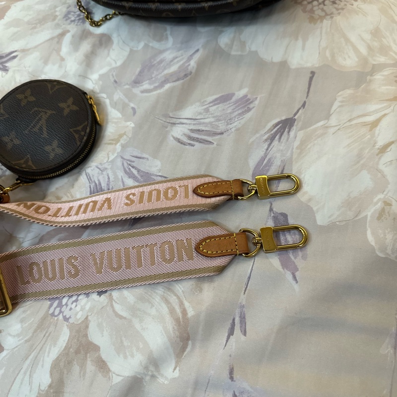 LV 經典老花粉色五合一麻將包-12