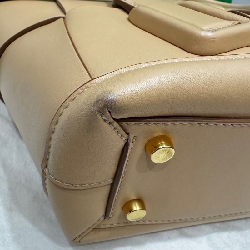BOTTEGA VENETA米色手提肩揹-22