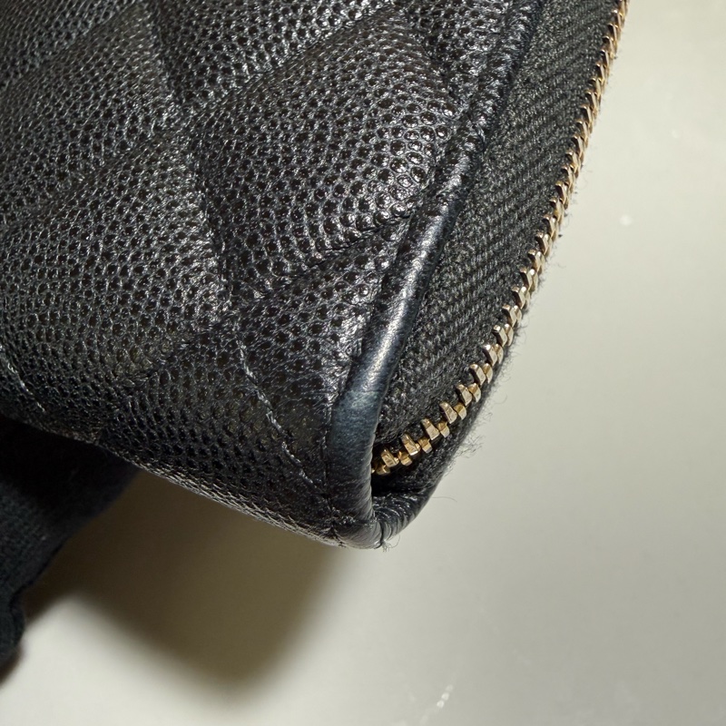 Chanel經典黑金荔枝皮拉鍊中夾-24