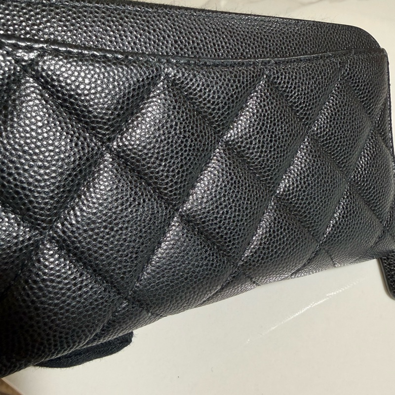 Chanel經典黑金荔枝皮拉鍊中夾-8