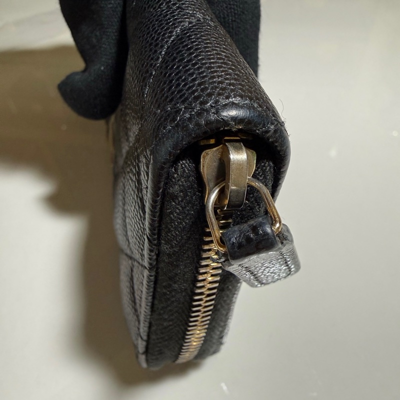 Chanel經典黑金荔枝皮拉鍊中夾-6