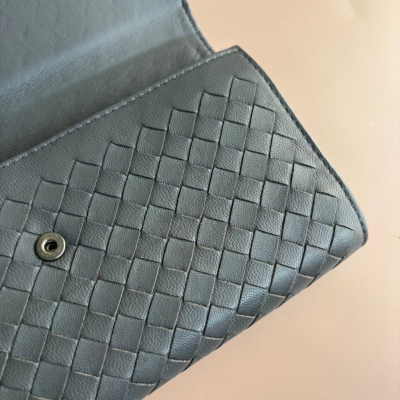 ::BOTTEGA VENETA:: 灰色編織釦式 拉鍊零錢袋 長夾-25