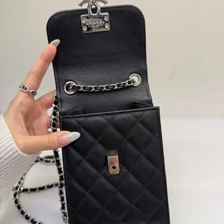 Chanel 黑色荔枝皮鴛鴦扣 手機包 斜背包-3