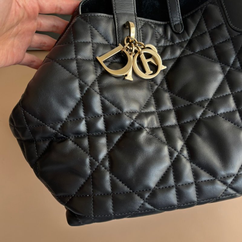::Christian Dior:: Dior Toujours 中型手提包 黑色 Macrocannage 大籐格紋小牛皮-6