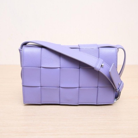 BOTTEGA VENETA(葆蝶家) Cassette 23 寬肩帶 紫色