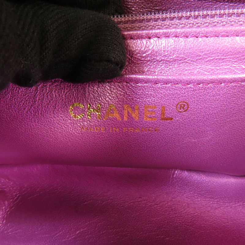 CHANEL 羊皮皮革Mini Flap Bag金扣鏈帶肩背袋-6
