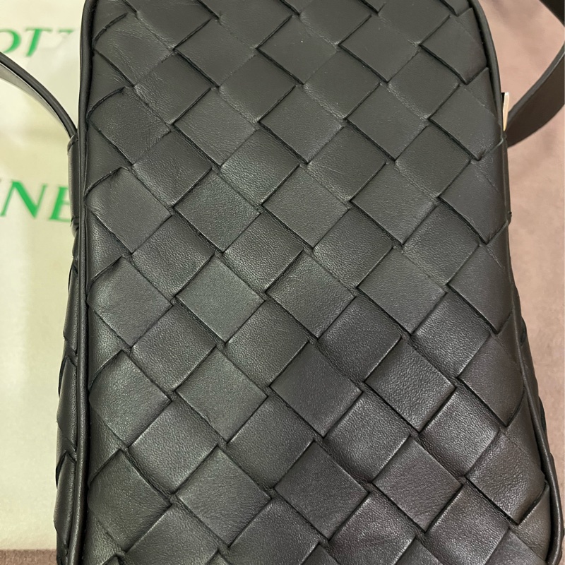 BOTTEGA VENETA 手機包-6