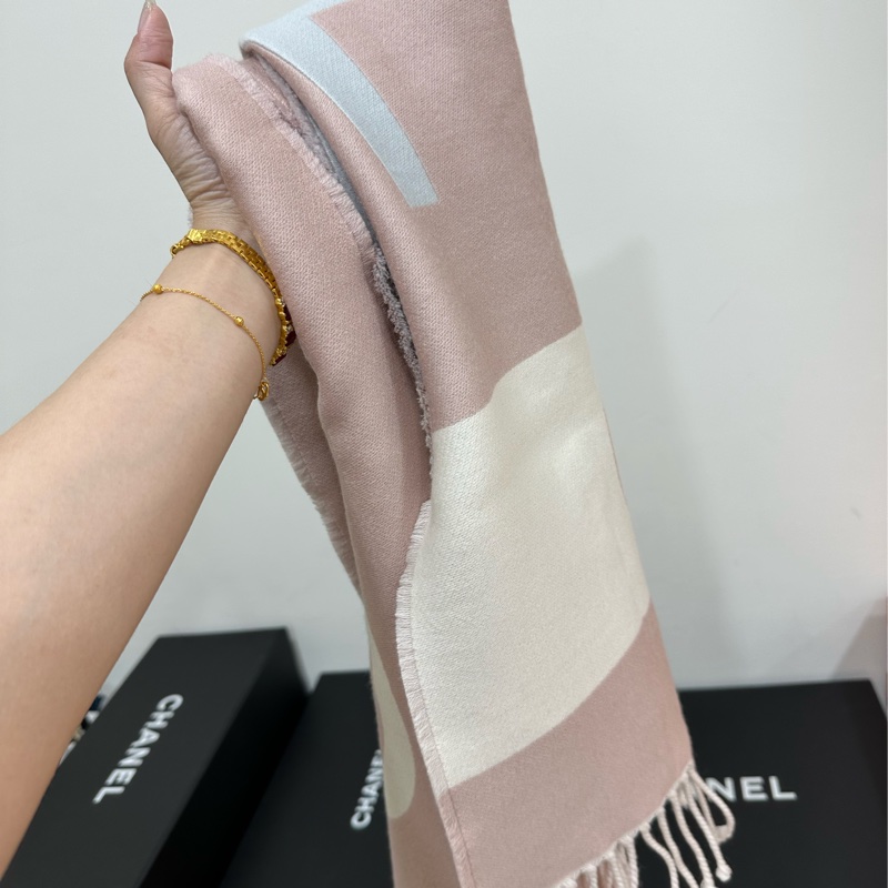 CHANEL 香奈兒 2025新款 糖果色 乾燥玫瑰粉 粉色 雙面 圍巾 披肩-9