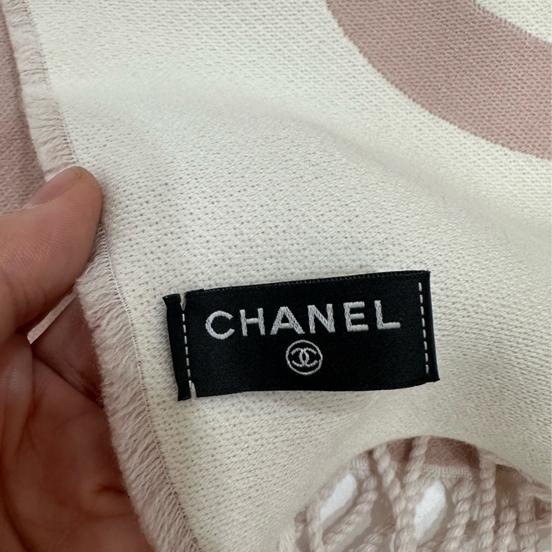 CHANEL 香奈兒 2025新款 糖果色 乾燥玫瑰粉 粉色 雙面 圍巾 披肩-10