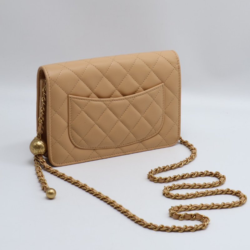 CHANEL 經典小羊皮金球WOC - 米金-2