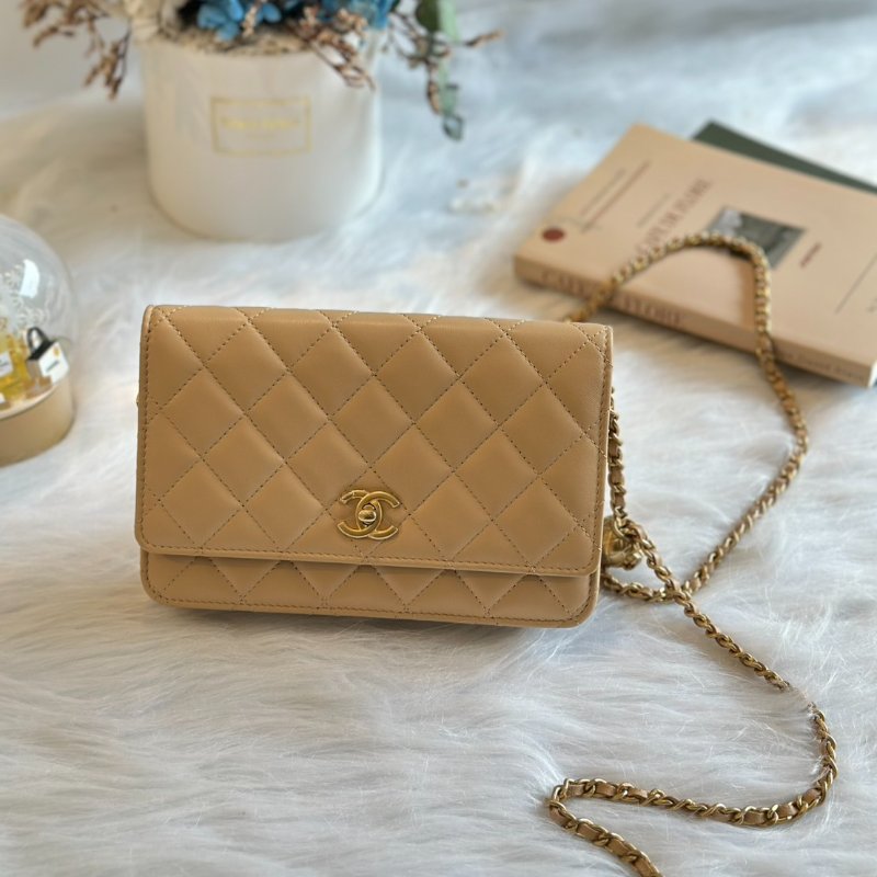 CHANEL 經典小羊皮金球WOC - 米金-0