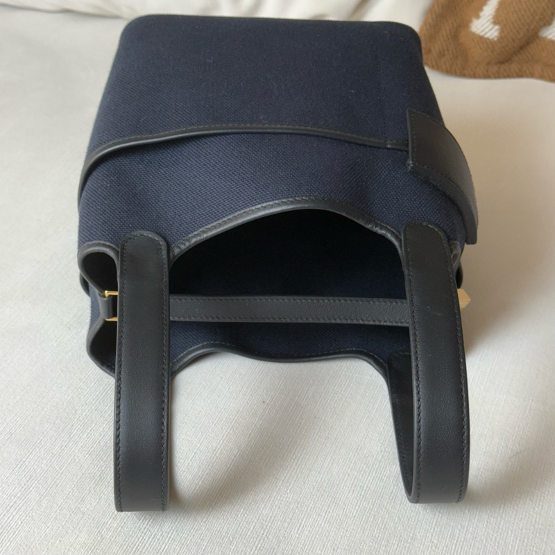 個性代表Hermes picotin Cargo18深藍色拼黑色帆布包-12