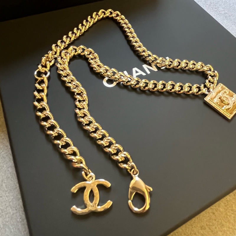 Chanel全新雙C項鍊-3