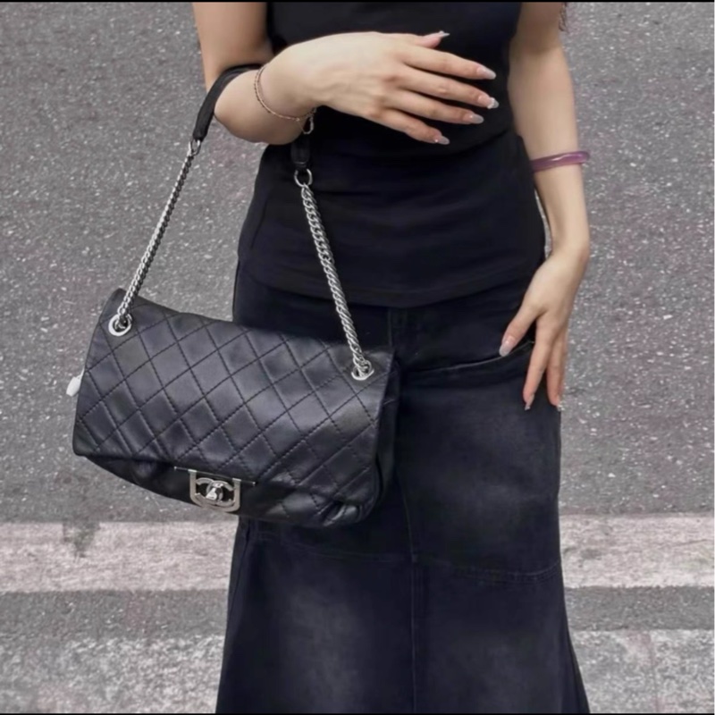 Chanel • Cf 30 愛丁堡系列 黑銀羊皮鏈條包-4