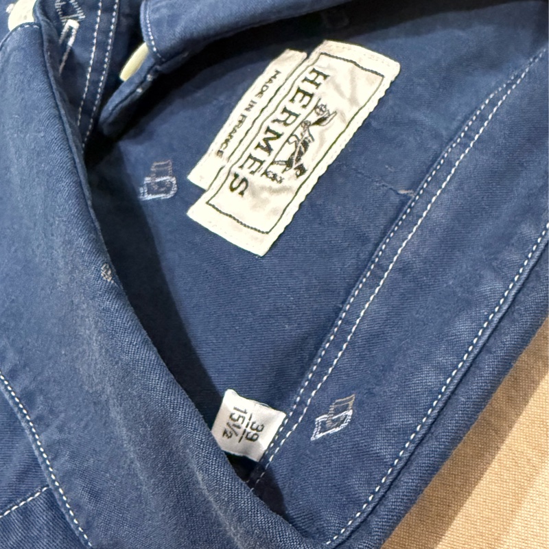 Hermes愛馬仕。刺繡牛仔襯衫"Etriers Elastiques"合身剪裁-5
