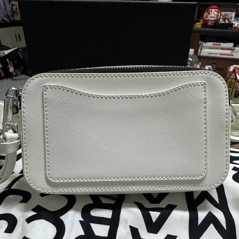 MARC  JACOBS-12