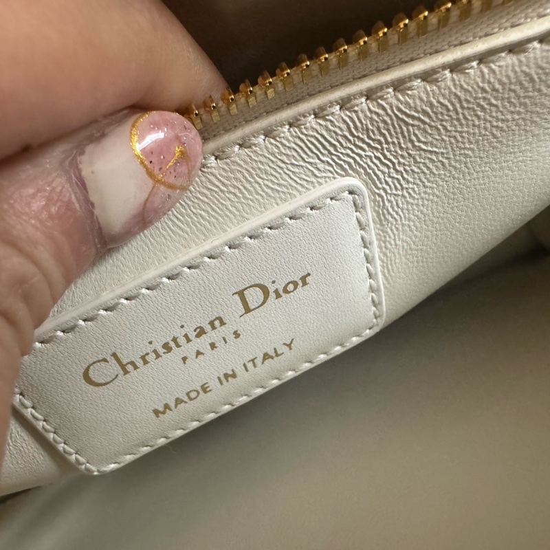 Dior 蒙田包-25
